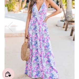 BELIEVE IN DESTINY MULTI FLORAL MAXI DRESS. Small.
